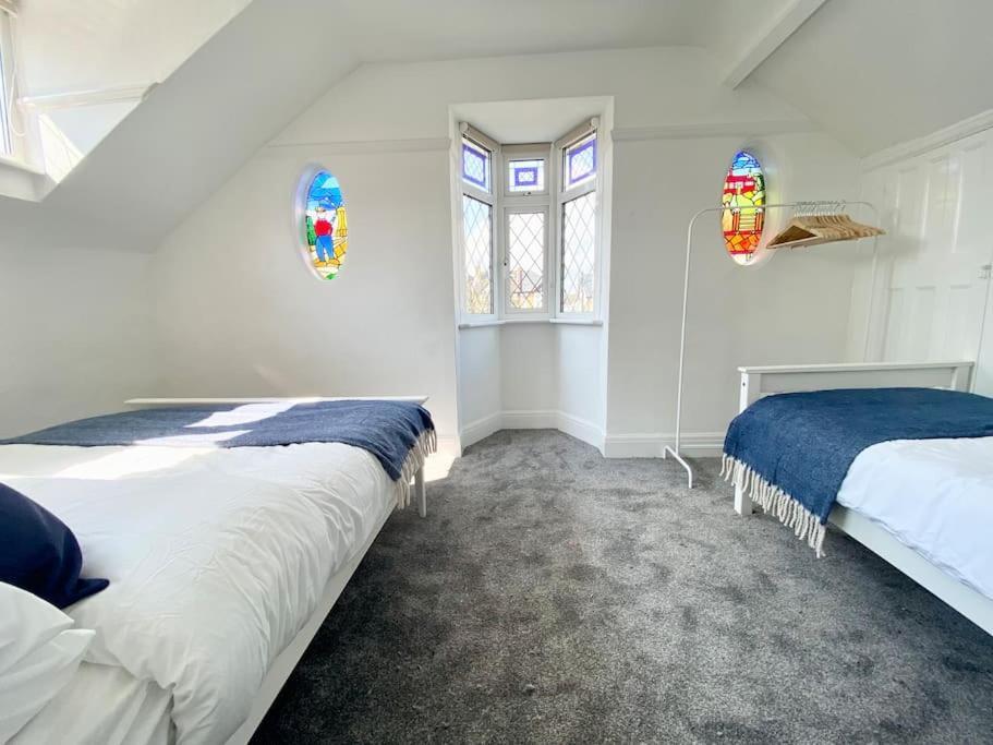 Charming Seaside Cottage In Leigh-On-Sea Southend-on-Sea Exterior photo
